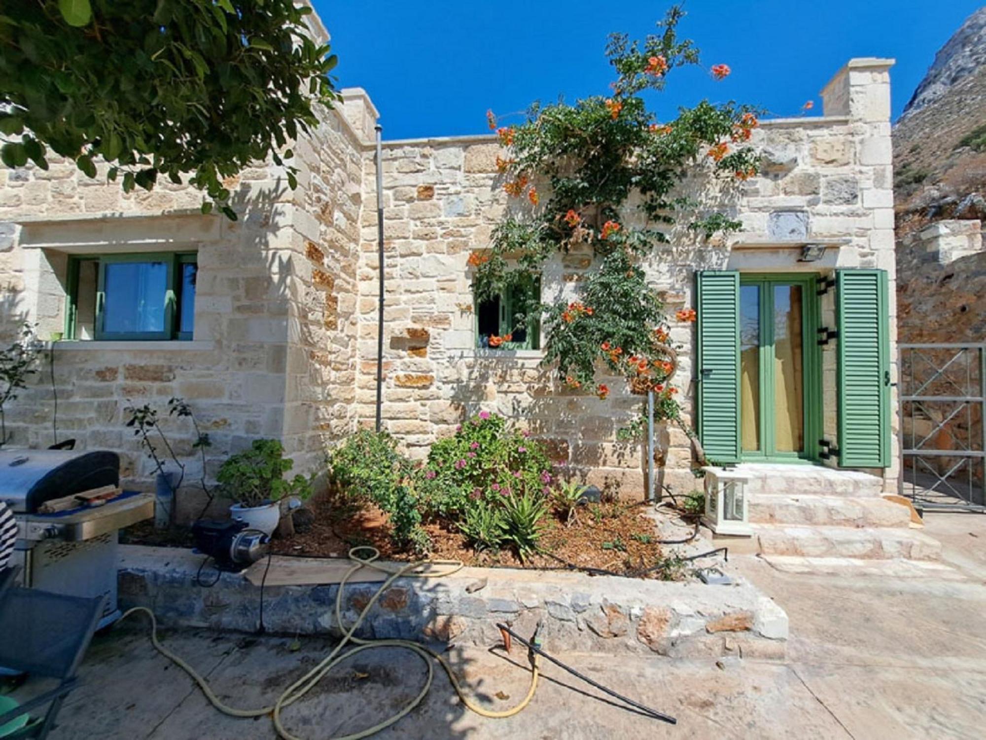 Villa Apollo - Saint George'S Retreat Village Kokkino Chorio Bagian luar foto