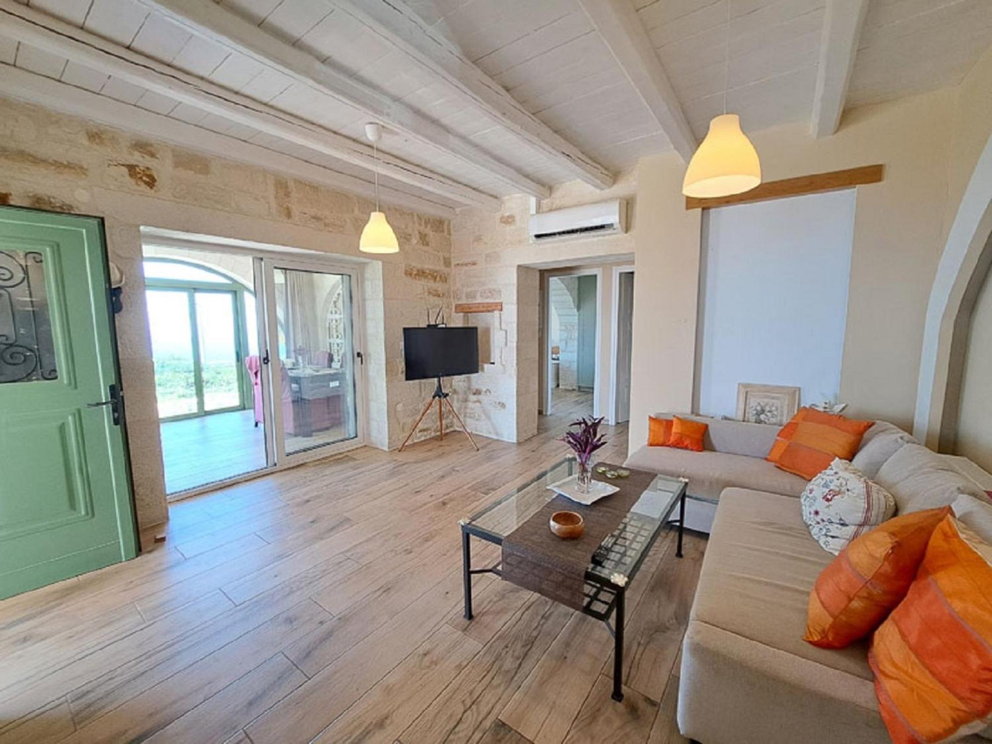 Villa Apollo - Saint George'S Retreat Village Kokkino Chorio Bagian luar foto