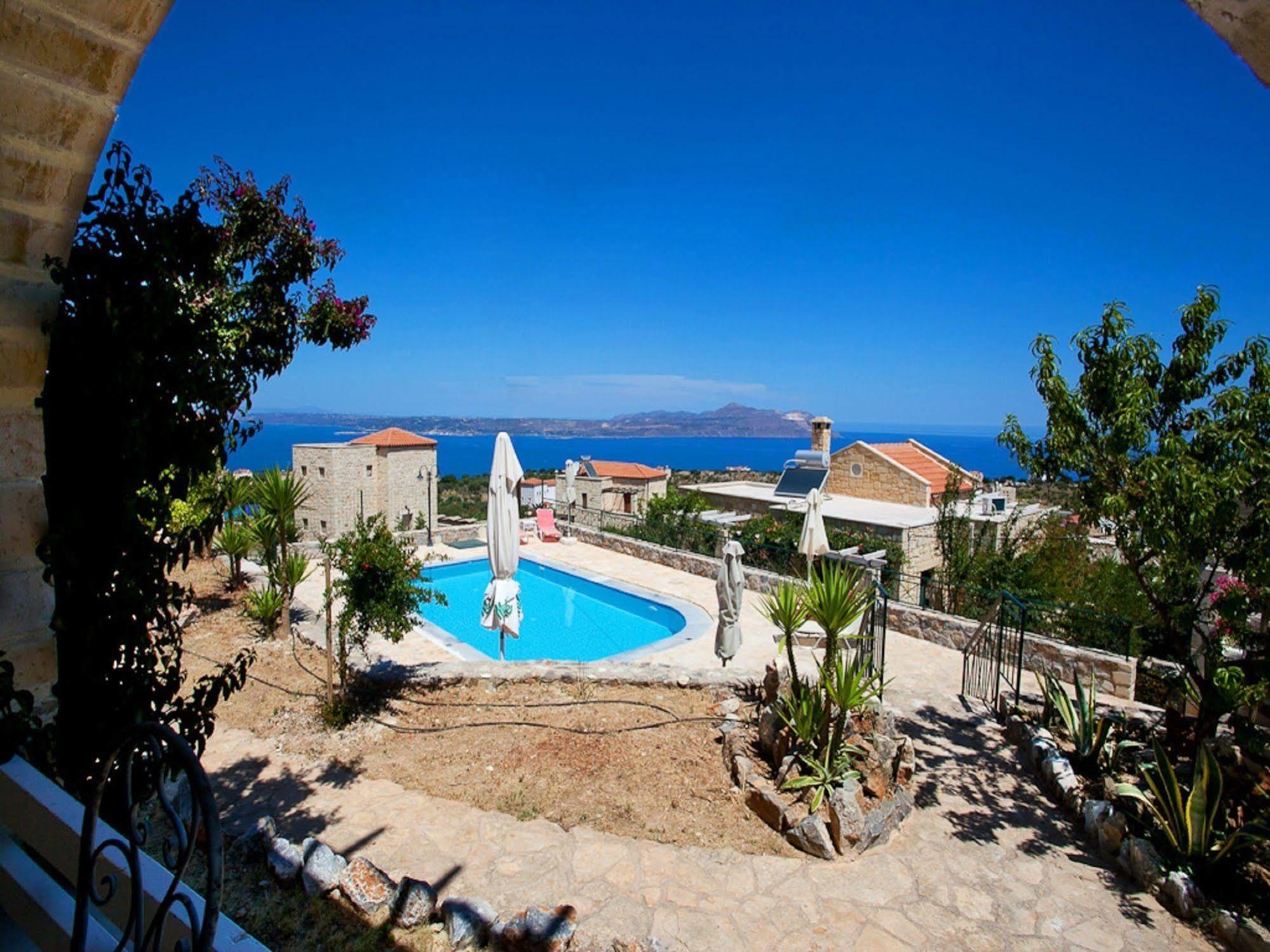 Villa Apollo - Saint George'S Retreat Village Kokkino Chorio Bagian luar foto
